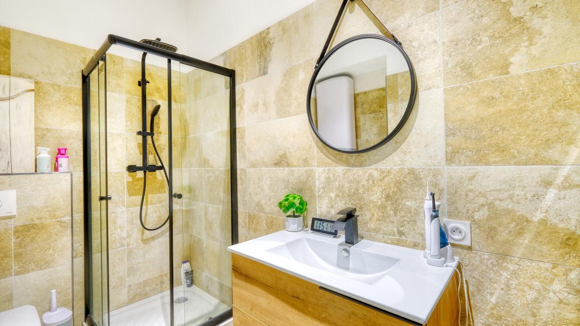 Suite Paoli By Monarca Business And Holidays - Bastia Bagian luar foto